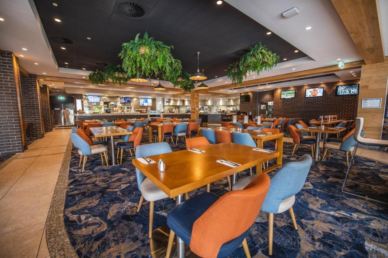 Holiday Inn Sydney St Marys By Ihg Exterior foto